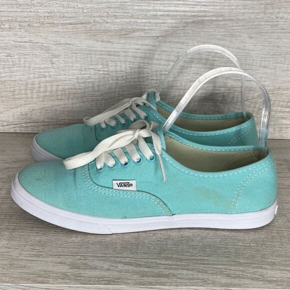 VANS LOW PROFILE DANITY CASUAL CLASSIC EVERYDAY CANVAS SKATER SHOES SIZE 7 - Picture 2 of 13